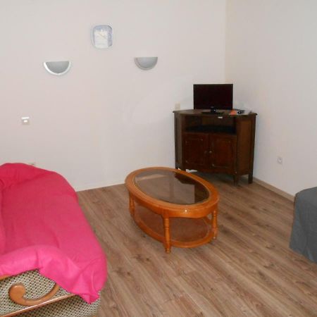 Flat Apartment ชาโต-เรอโนลต์ ภายนอก รูปภาพ